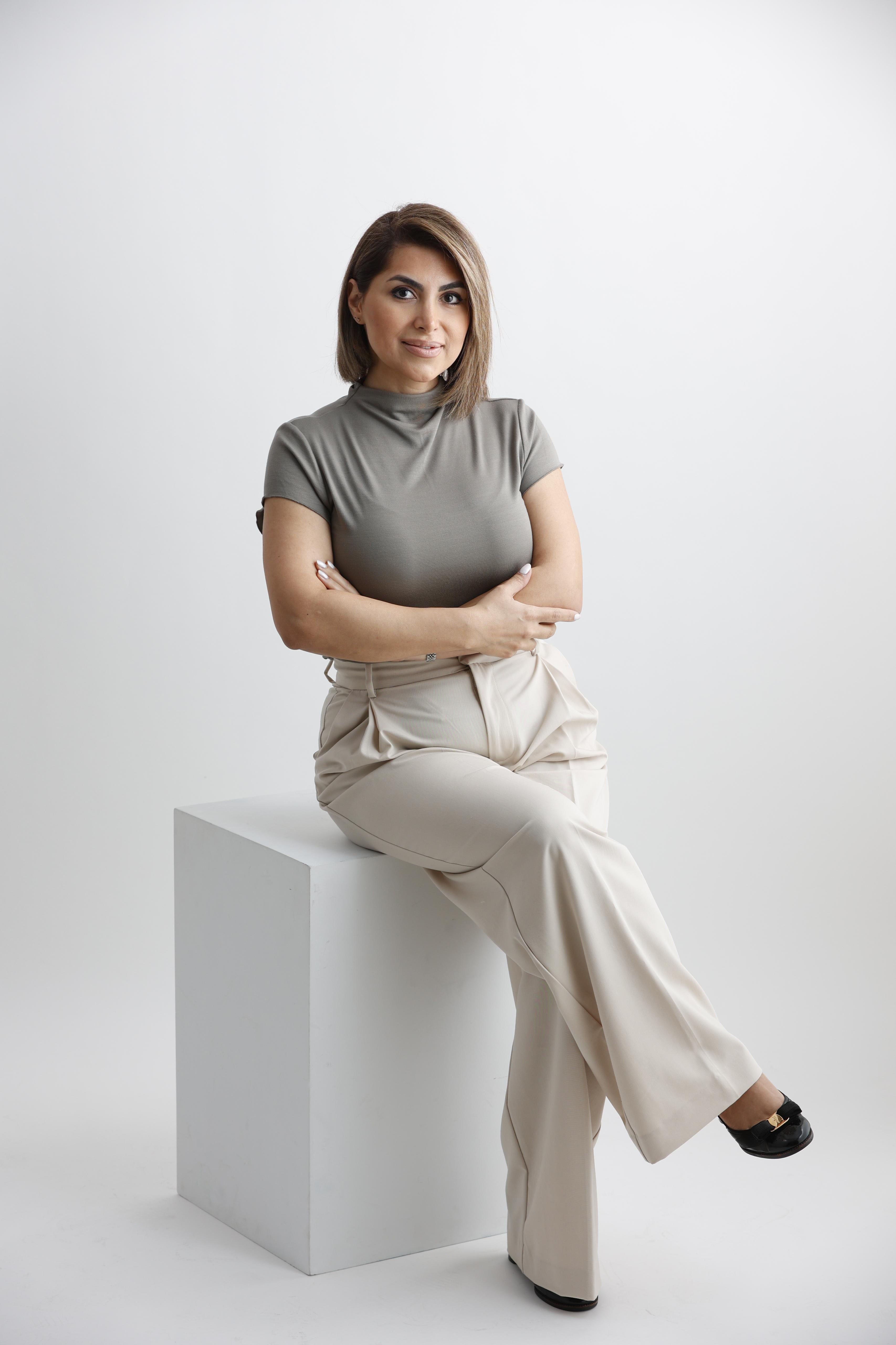 Dr Nina Reza Pour